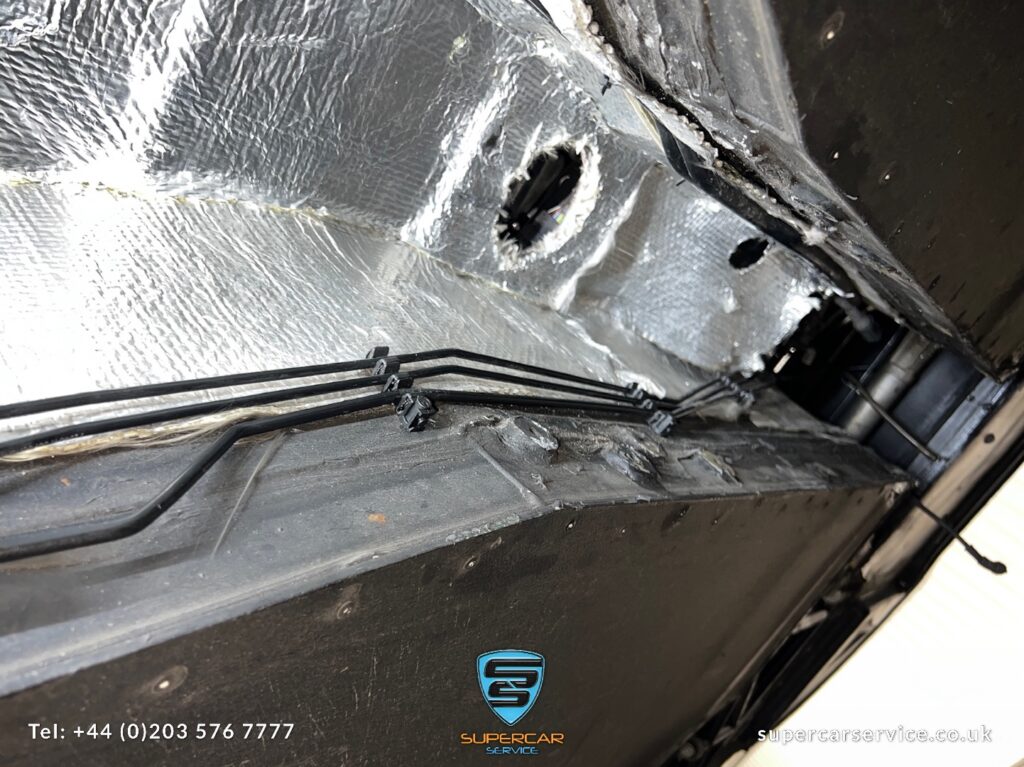 Lamborghini manual Conversion by Supercar Service Specialist in London_ IMG_061712