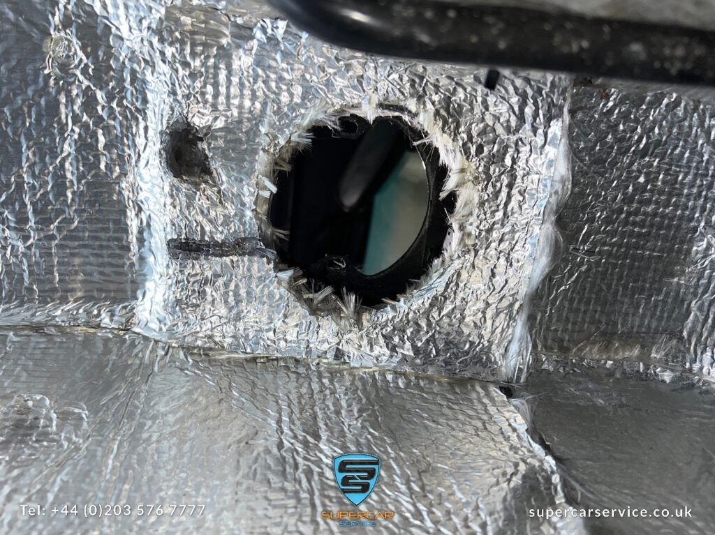 Lamborghini manual Conversion by Supercar Service Specialist in London_ IMG_061813