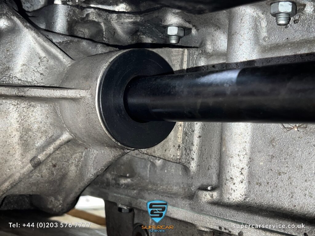 Lamborghini manual Conversion by Supercar Service Specialist in London_ IMG_062717