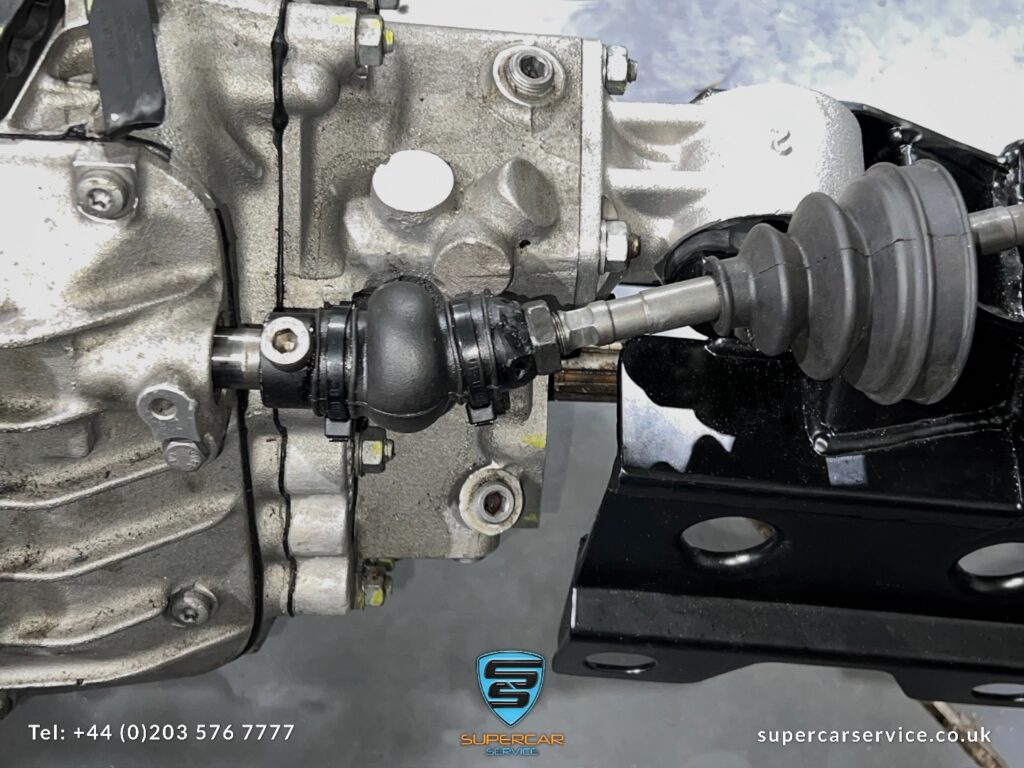 Lamborghini manual Conversion by Supercar Service Specialist in London_ IMG_062818