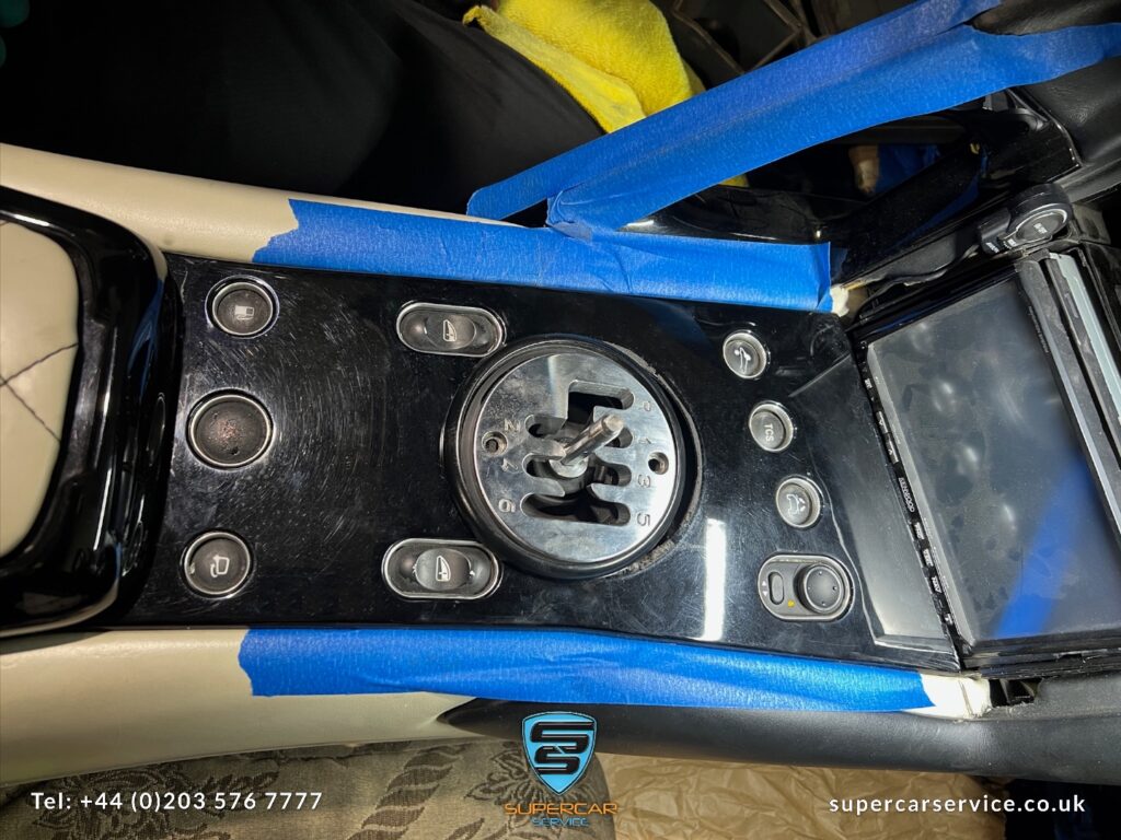 Lamborghini manual Conversion by Supercar Service Specialist in London_ IMG_071526