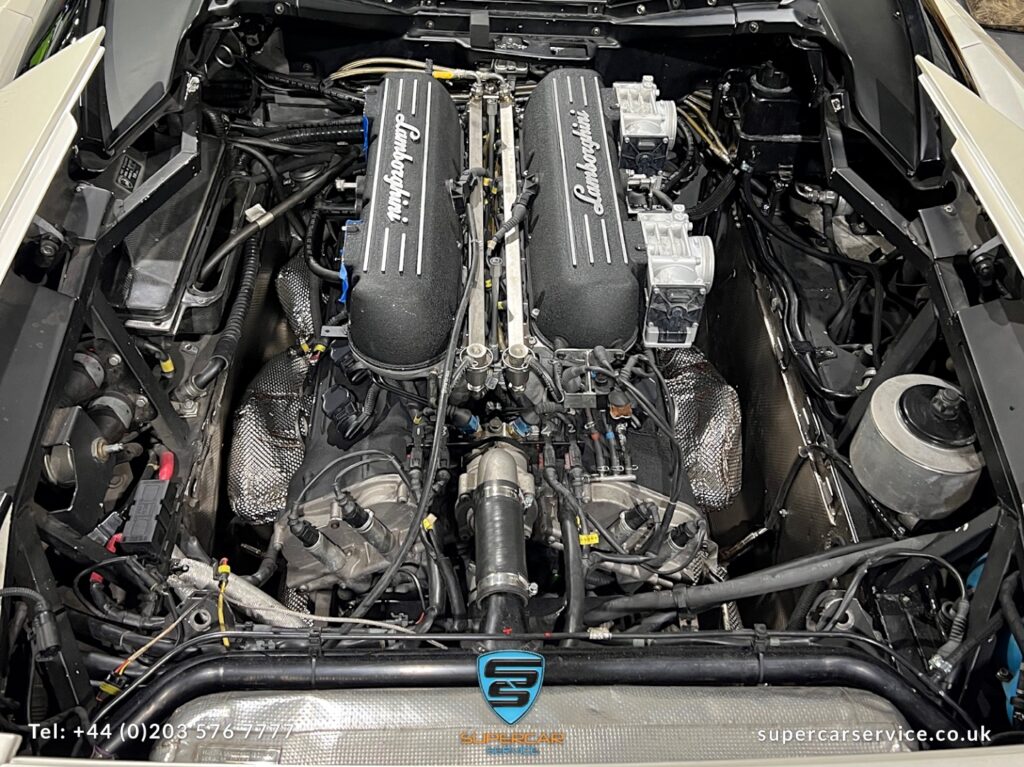 Lamborghini manual Conversion by Supercar Service Specialist in London_ IMG_078844