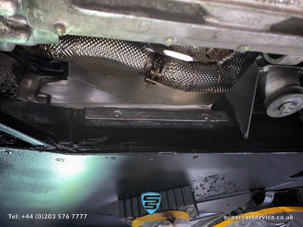 Lamborghini manual Conversion by Supercar Service Specialist in London_ IMG_841258